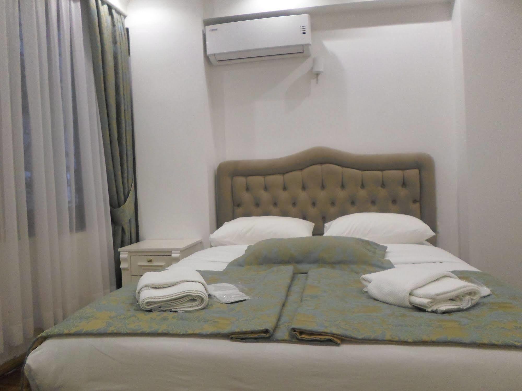 איסטמבול La Petite Maison Hotel מראה חיצוני תמונה